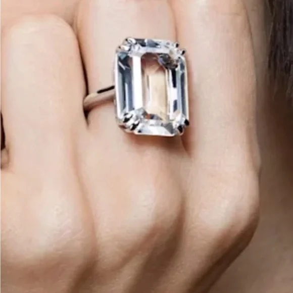 New Swarovski Mesmera Cocktail Ring, Octagon Cut Crystal, White, Rhodium Plated - Picture 2 of 11